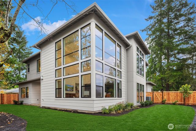 1904 169th Avenue NE, Bellevue, WA 98008