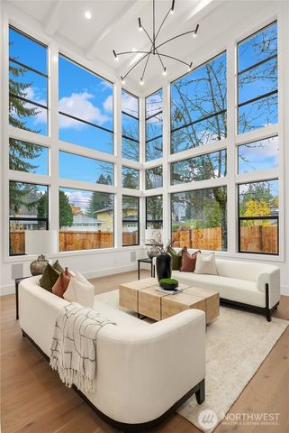 1904 169th Avenue NE, Bellevue, WA 98008