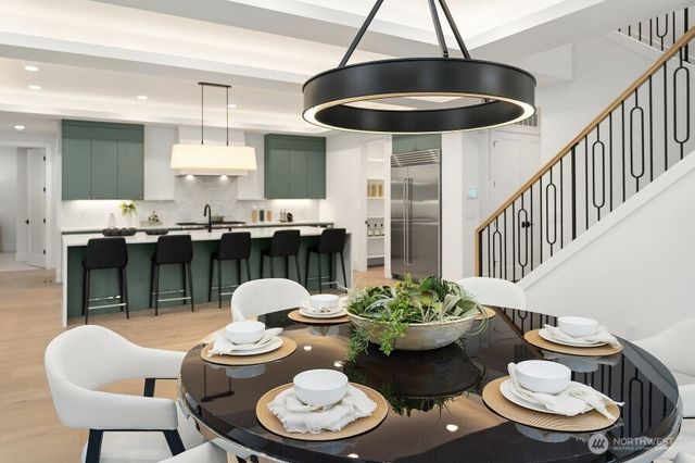 1904 169th Avenue NE, Bellevue, WA 98008