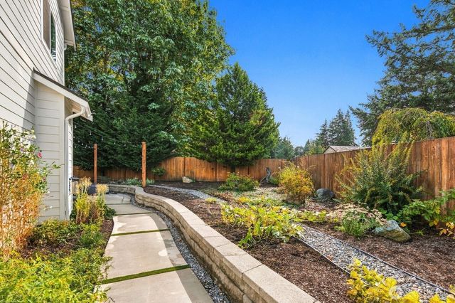 2013 SE 18th Court, Renton, WA 98055