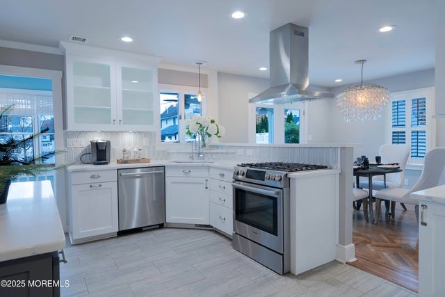 7 Allen Street, Rumson, NJ 07760