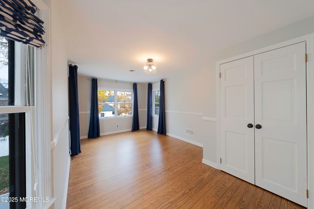 7 Allen Street, Rumson, NJ 07760