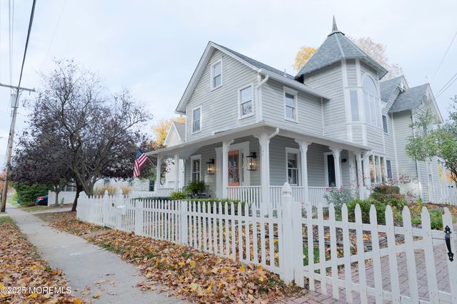 7 Allen Street, Rumson, NJ 07760