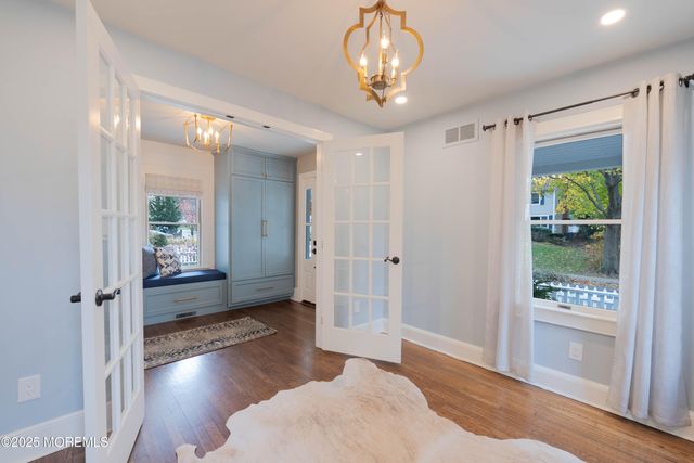 7 Allen Street, Rumson, NJ 07760