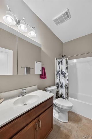 1125 Duxbury Lane, O'fallon, MO 63366