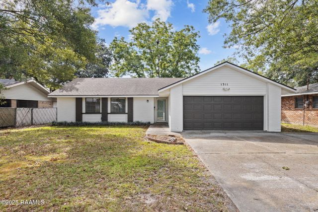 1311 Bruce Avenue, Eunice, LA 70535