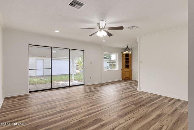 1311 Bruce Avenue, Eunice, LA 70535