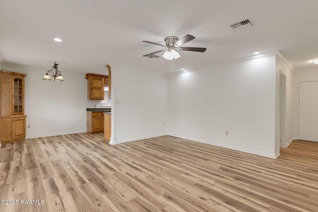 1311 Bruce Avenue, Eunice, LA 70535