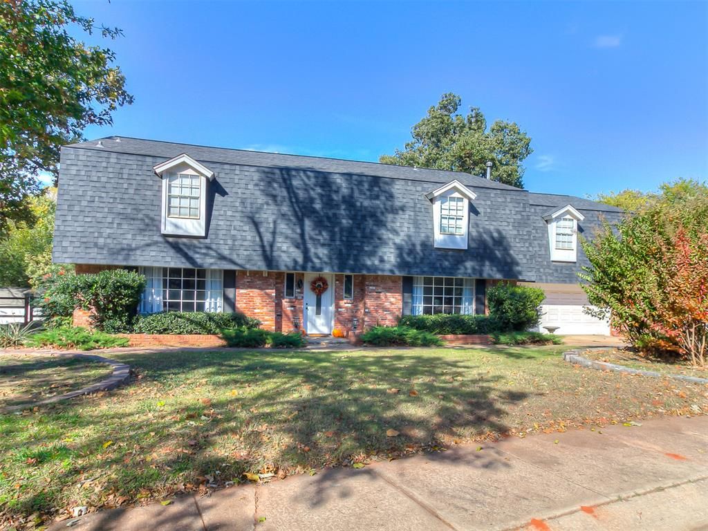 25 S Trail Ridge Road, Edmond, OK 73012