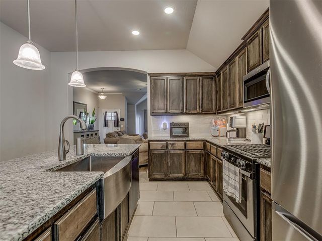 3404 NW 160th Street, Edmond, OK 73013