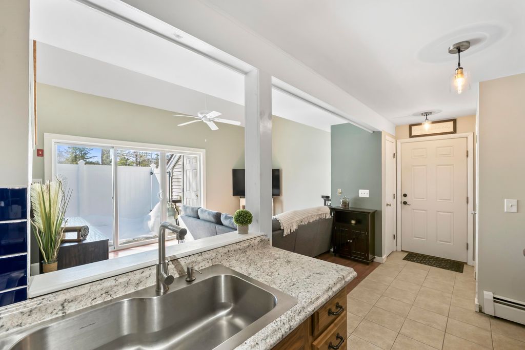 20 Franklin Heights, Rochester, NH 03867