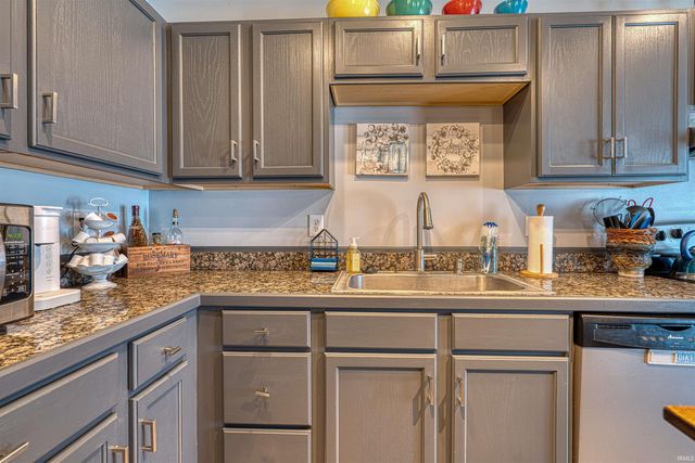 2802 Marcel Court, Evansville, IN 47725