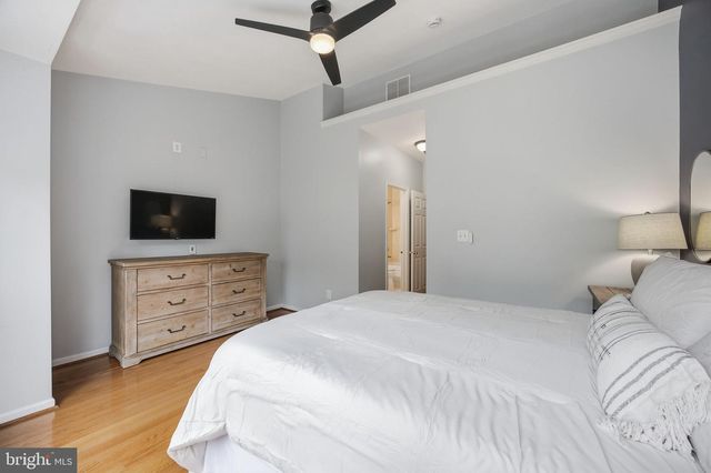 20437 CHETWOOD TER, Ashburn, VA 20147