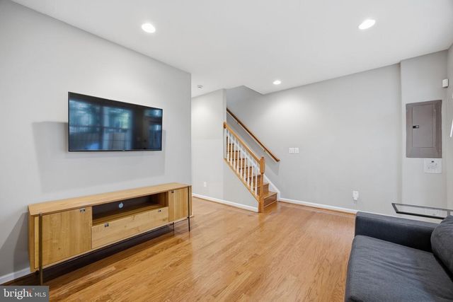 20437 CHETWOOD TER, Ashburn, VA 20147