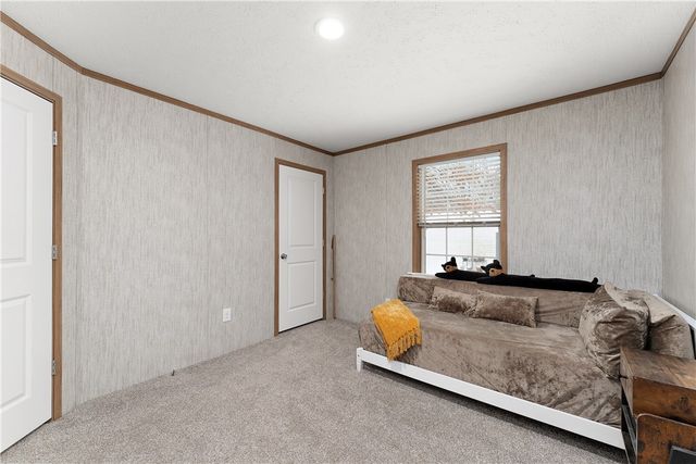 56 Crestview Drive, Tarentum, PA 15084