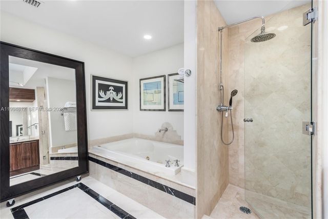 100 S Pointe Dr 610, Miami Beach, FL 33139