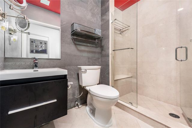 100 S Pointe Dr 610, Miami Beach, FL 33139