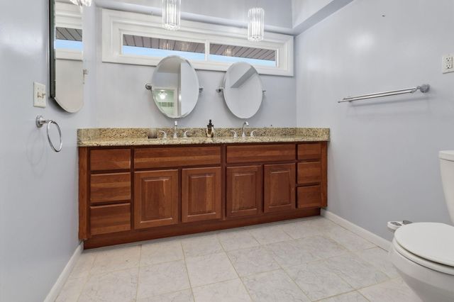 908 N Taffee Drive, Hastings, MI 49058