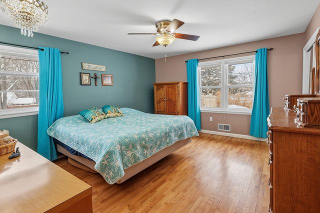 908 N Taffee Drive, Hastings, MI 49058