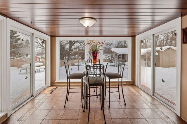 908 N Taffee Drive, Hastings, MI 49058