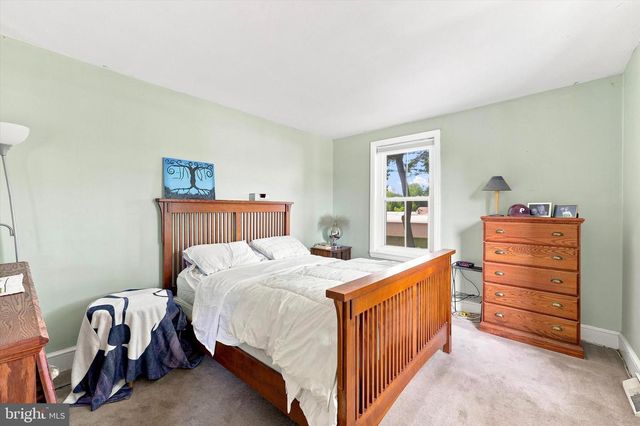 1872 W MARSHALL ST, West Norriton, PA 19403