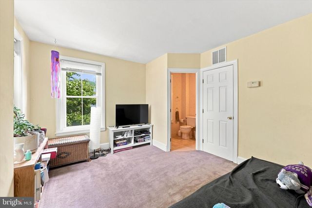 1872 W MARSHALL ST, West Norriton, PA 19403
