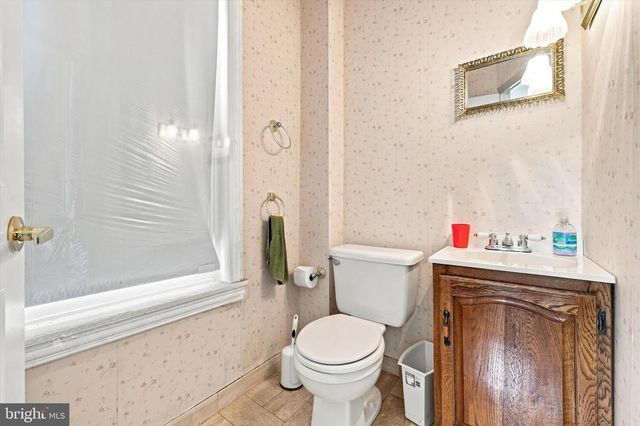 1872 W MARSHALL ST, West Norriton, PA 19403