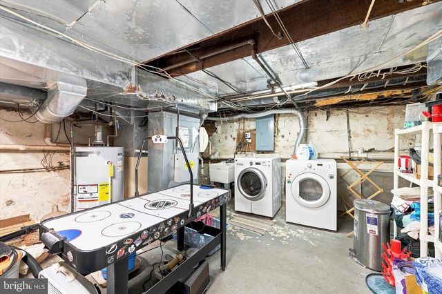 1872 W MARSHALL ST, West Norriton, PA 19403