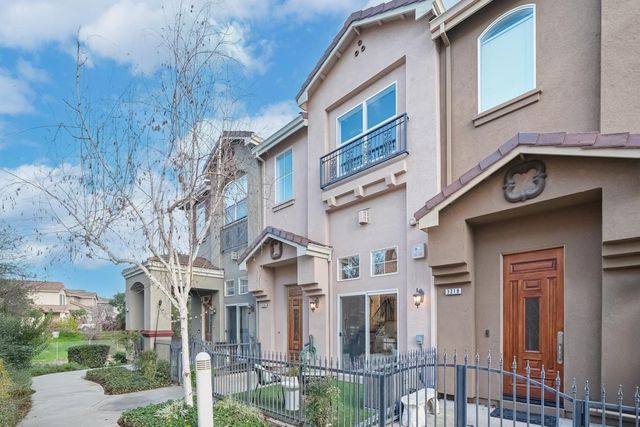 3226 Lago De Como Place, San Jose, CA 95136