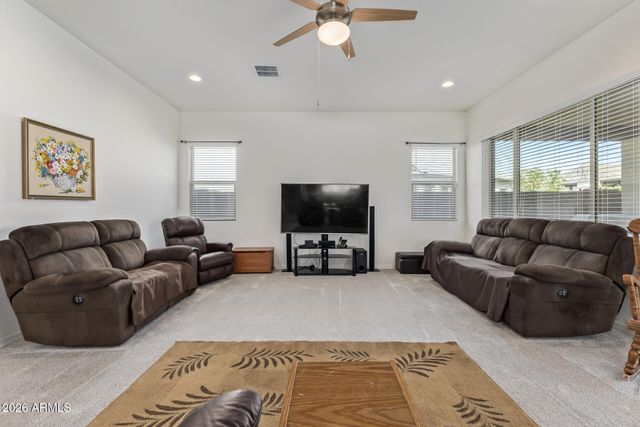 20520 W COLLEGE Drive, Buckeye, AZ 85396