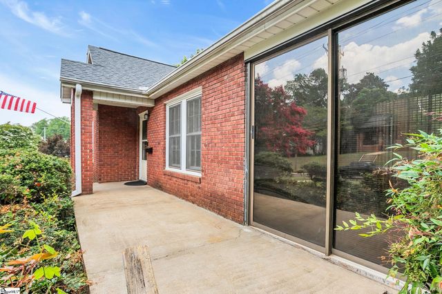 3106 Old Buncombe Road, Greenville, SC 29609