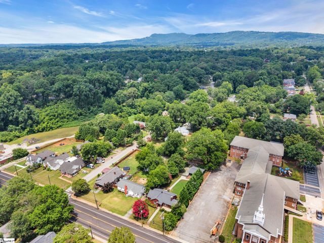 3106 Old Buncombe Road, Greenville, SC 29609