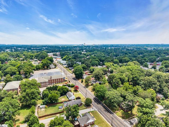 3106 Old Buncombe Road, Greenville, SC 29609