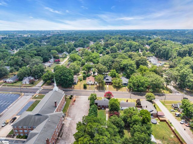 3106 Old Buncombe Road, Greenville, SC 29609