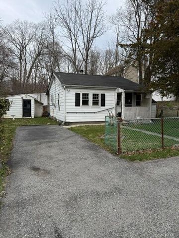 4 Benview Road, Hyde Park, NY 12538