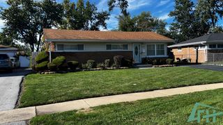 16158 Sussex Court, Markham, IL 60428