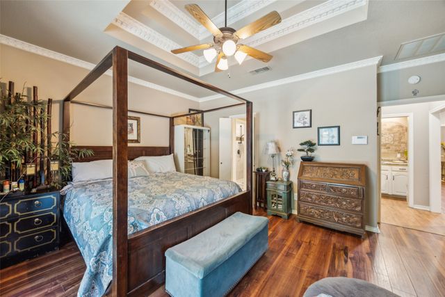 3417 Meadowside Drive, Bedford, TX 76021