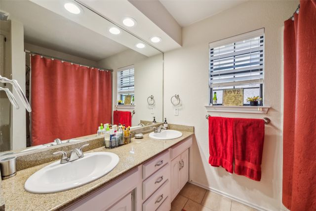 3417 Meadowside Drive, Bedford, TX 76021