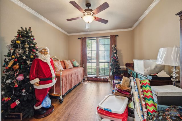 3417 Meadowside Drive, Bedford, TX 76021