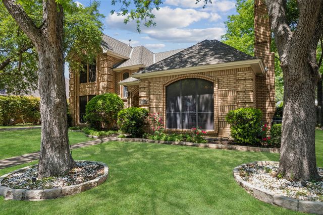 3417 Meadowside Drive, Bedford, TX 76021