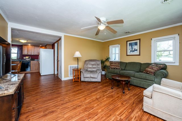 500 Sherwood Street, Three Oaks, MI 49128