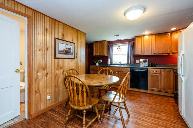 500 Sherwood Street, Three Oaks, MI 49128