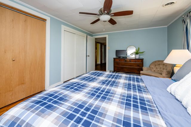 500 Sherwood Street, Three Oaks, MI 49128