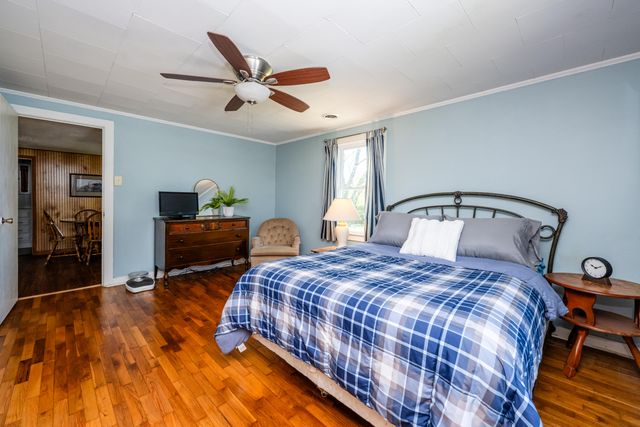 500 Sherwood Street, Three Oaks, MI 49128