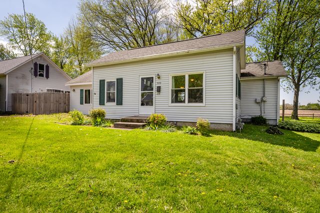 500 Sherwood Street, Three Oaks, MI 49128