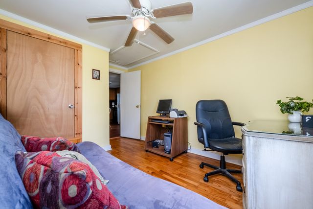 500 Sherwood Street, Three Oaks, MI 49128