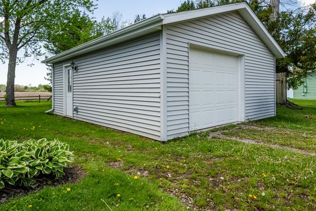 500 Sherwood Street, Three Oaks, MI 49128