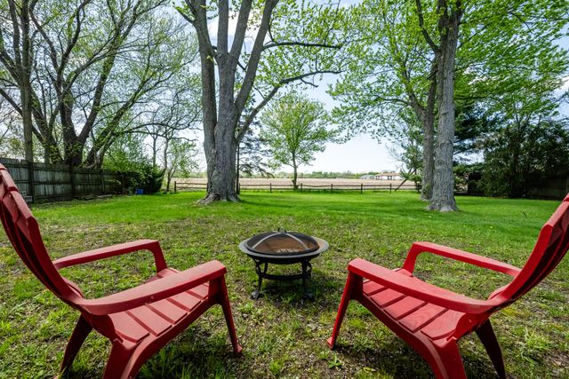 500 Sherwood Street, Three Oaks, MI 49128