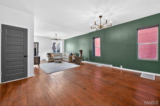 3841 California Avenue, St Louis, MO 63118