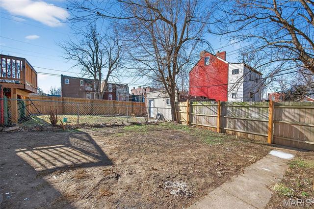 3841 California Avenue, St Louis, MO 63118